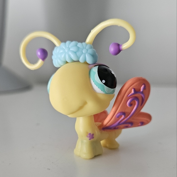 Littlest Pet Shop #478 & #497 Butterflies - Picture 7 of 11